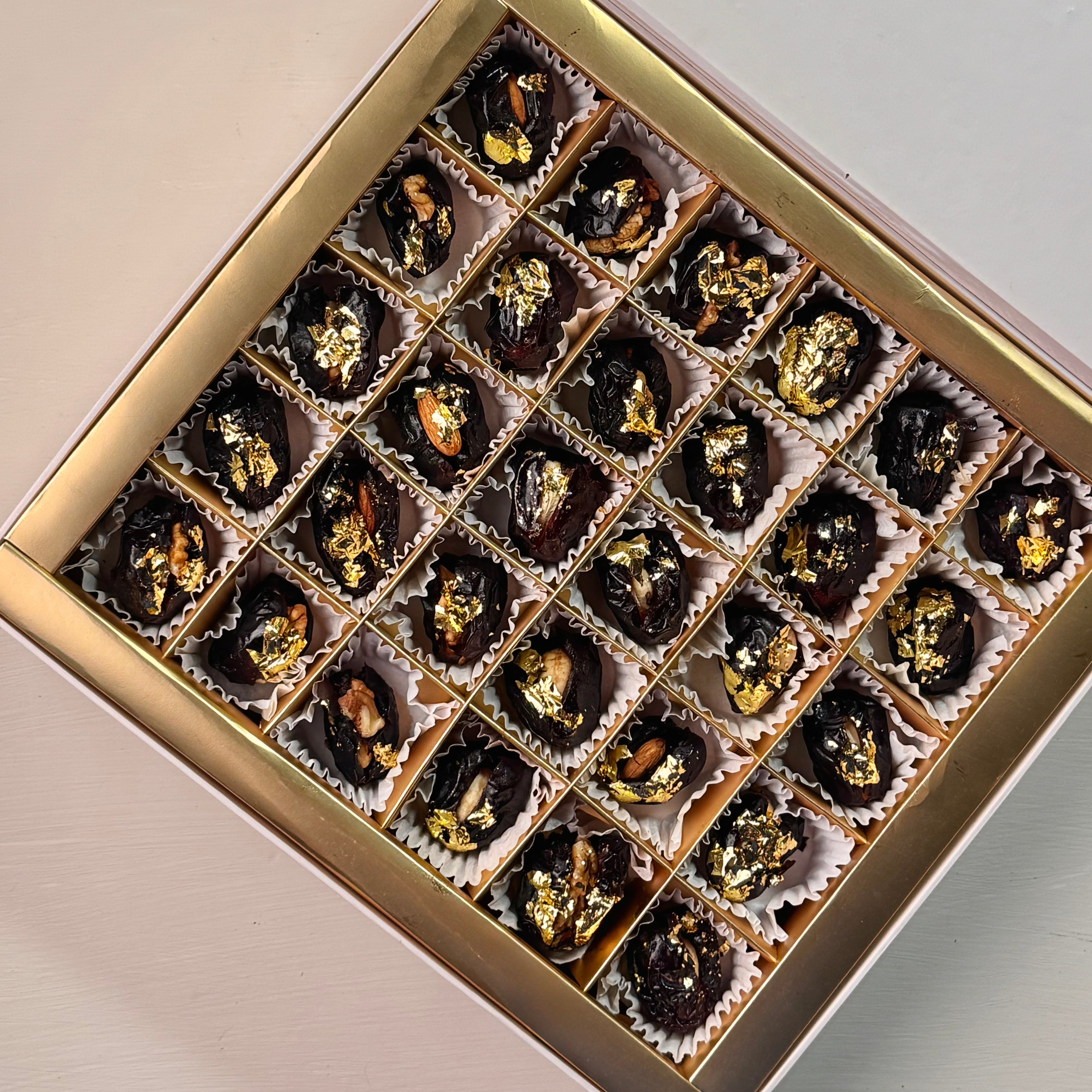 Ramadan Mubarak - Ajwa/Mabroom Al-Madinah Dates Box