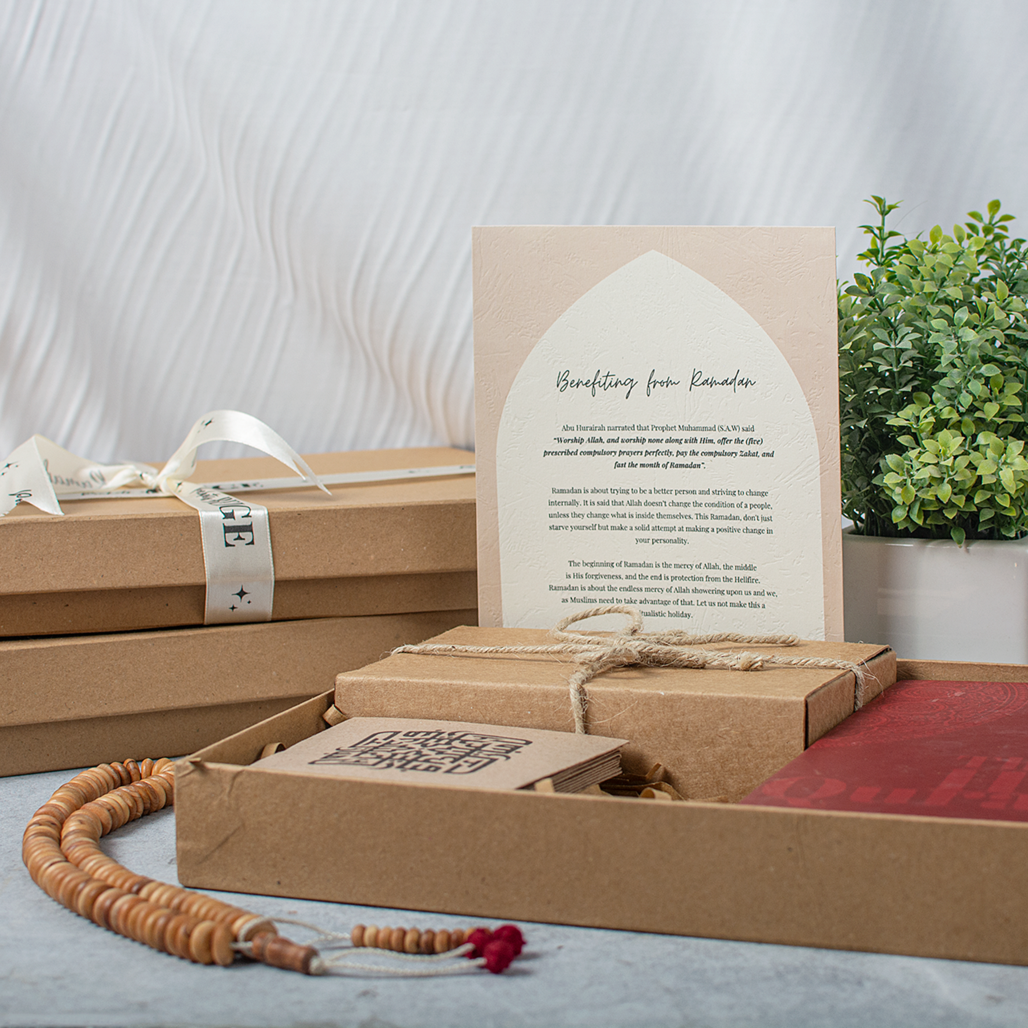 Ramadan Mubarak - Gift Box