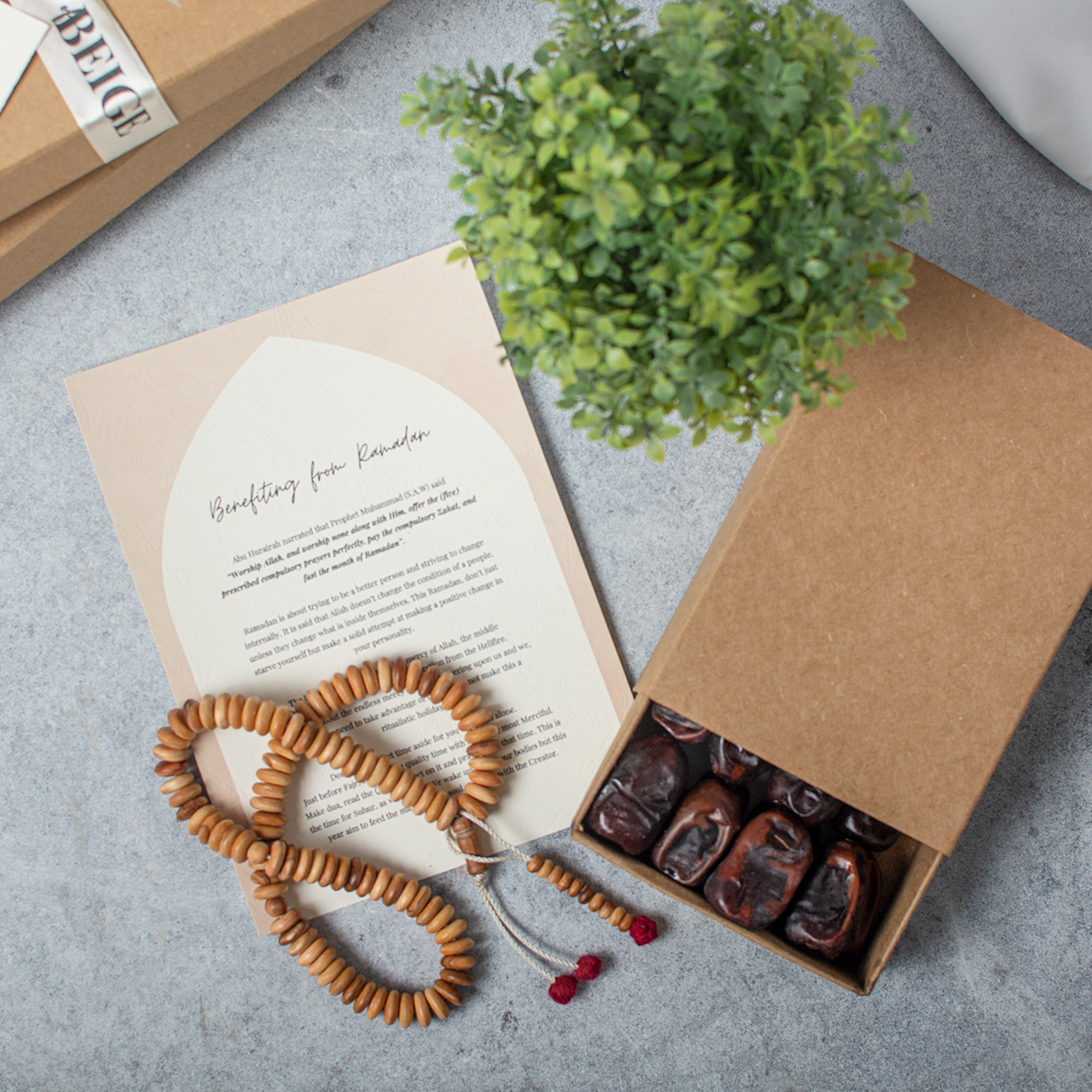 Ramadan Mubarak - Gift Box