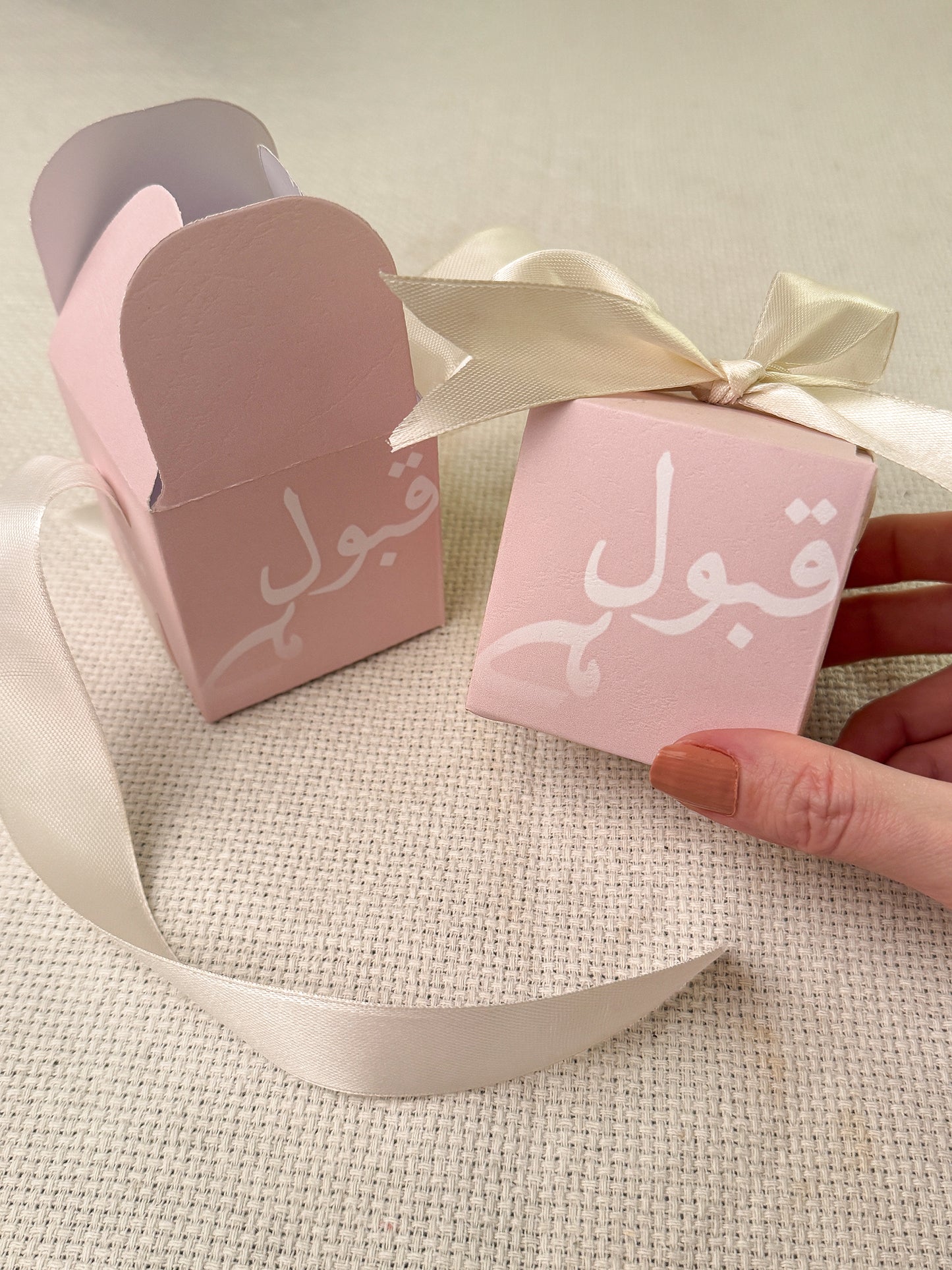 Bid Box - Qabool Hai (Pink)