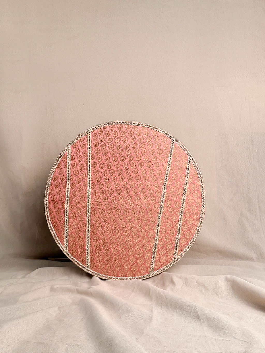 18" Mehndi Thaal (Pink)
