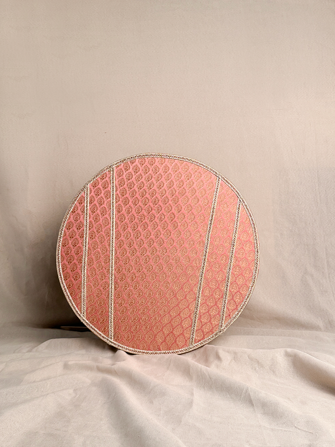 18" Mehndi Thaal (Pink)