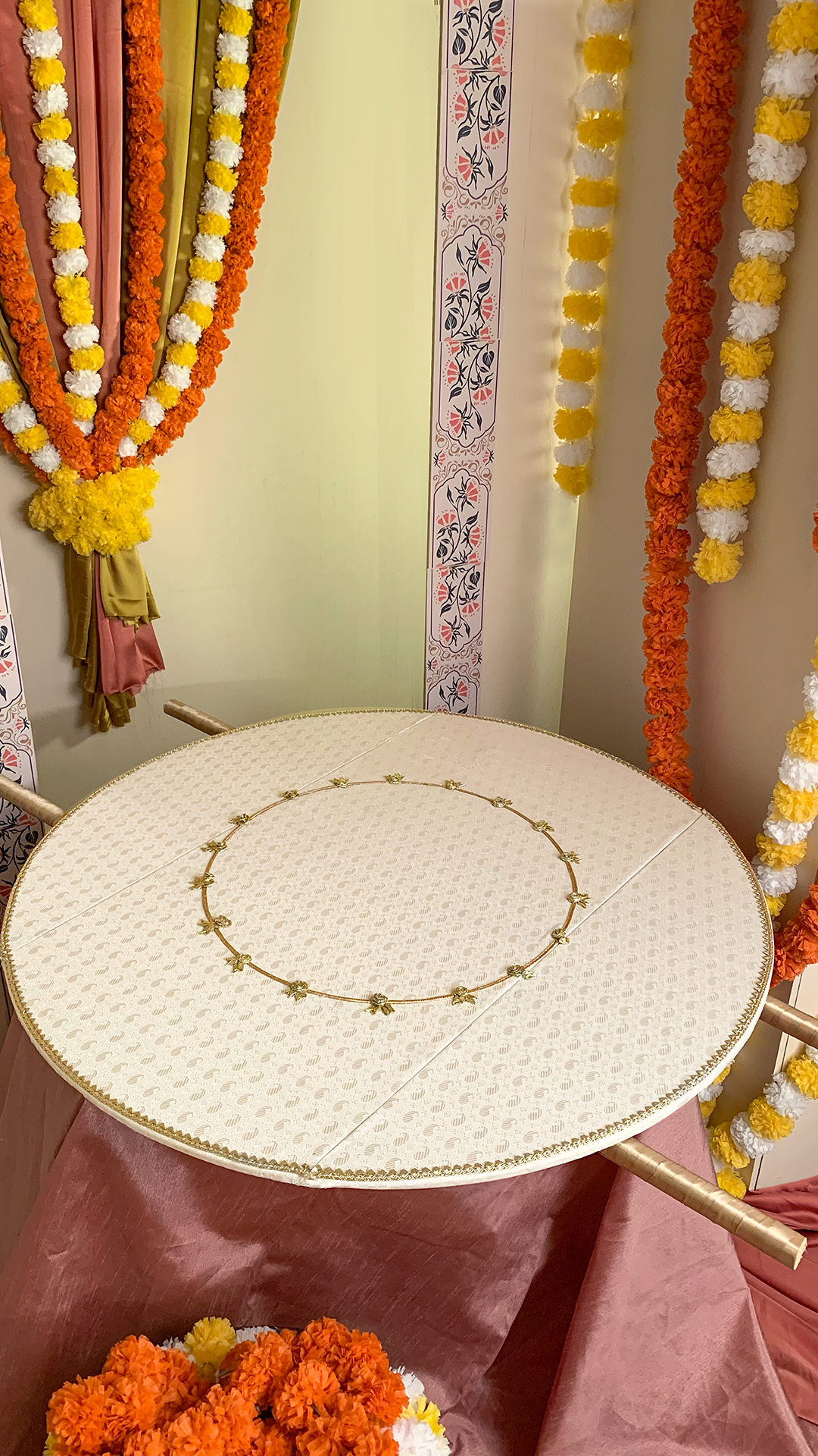 Large Mehndi Thaal (Off-White)