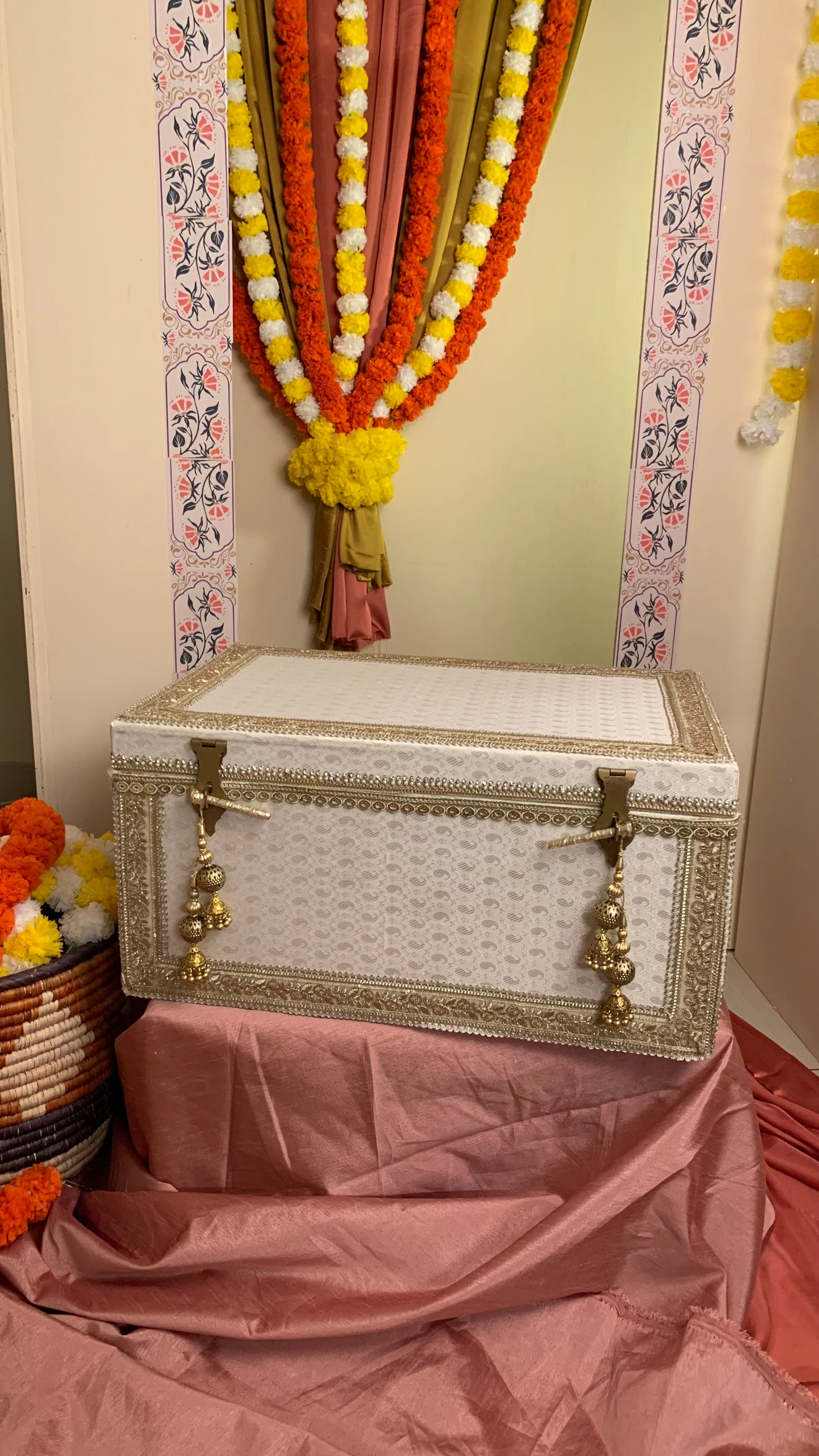 Bridal Trousseau Chest (Off-White)