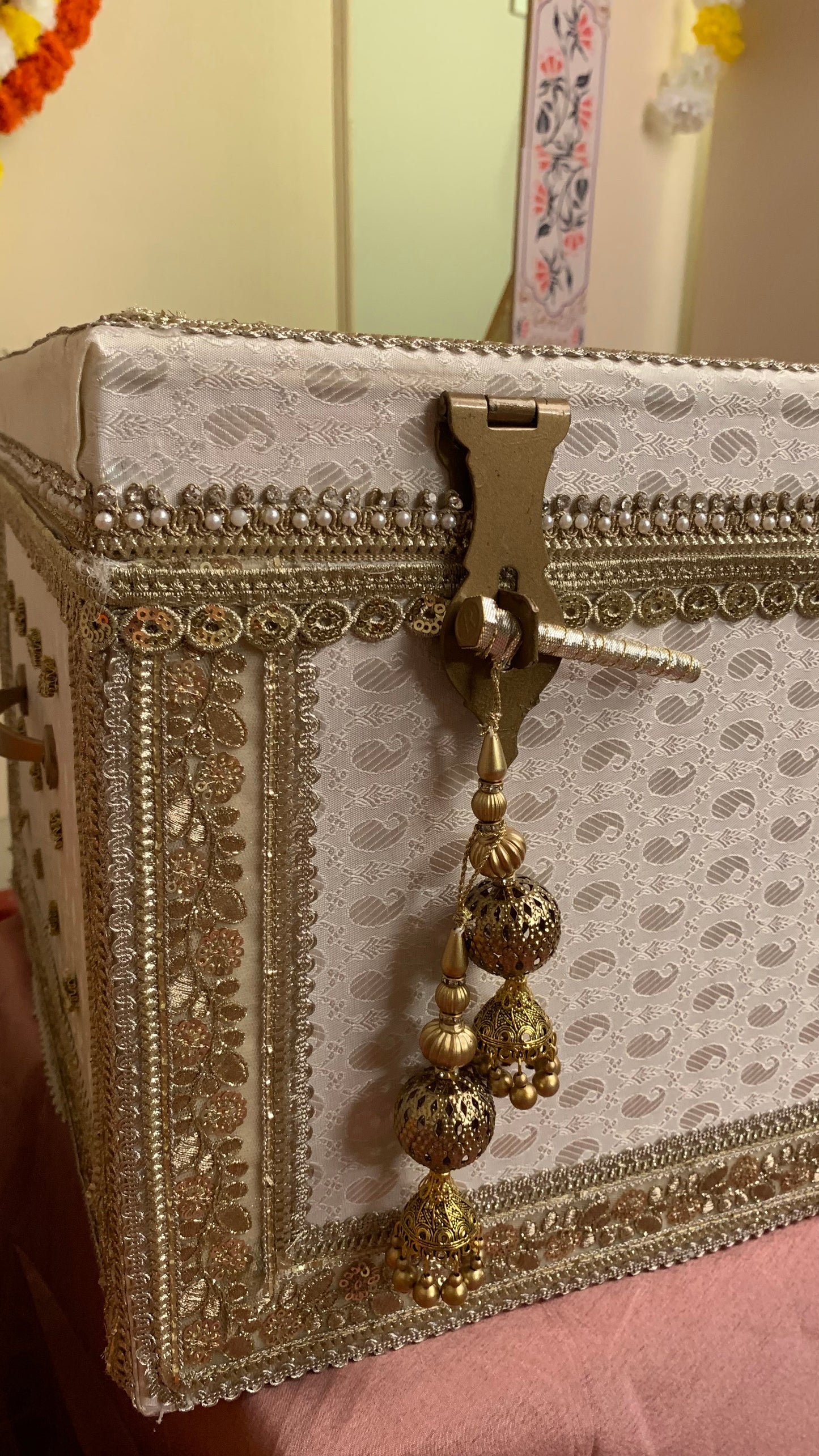 Bridal Trousseau Chest (Off-White)