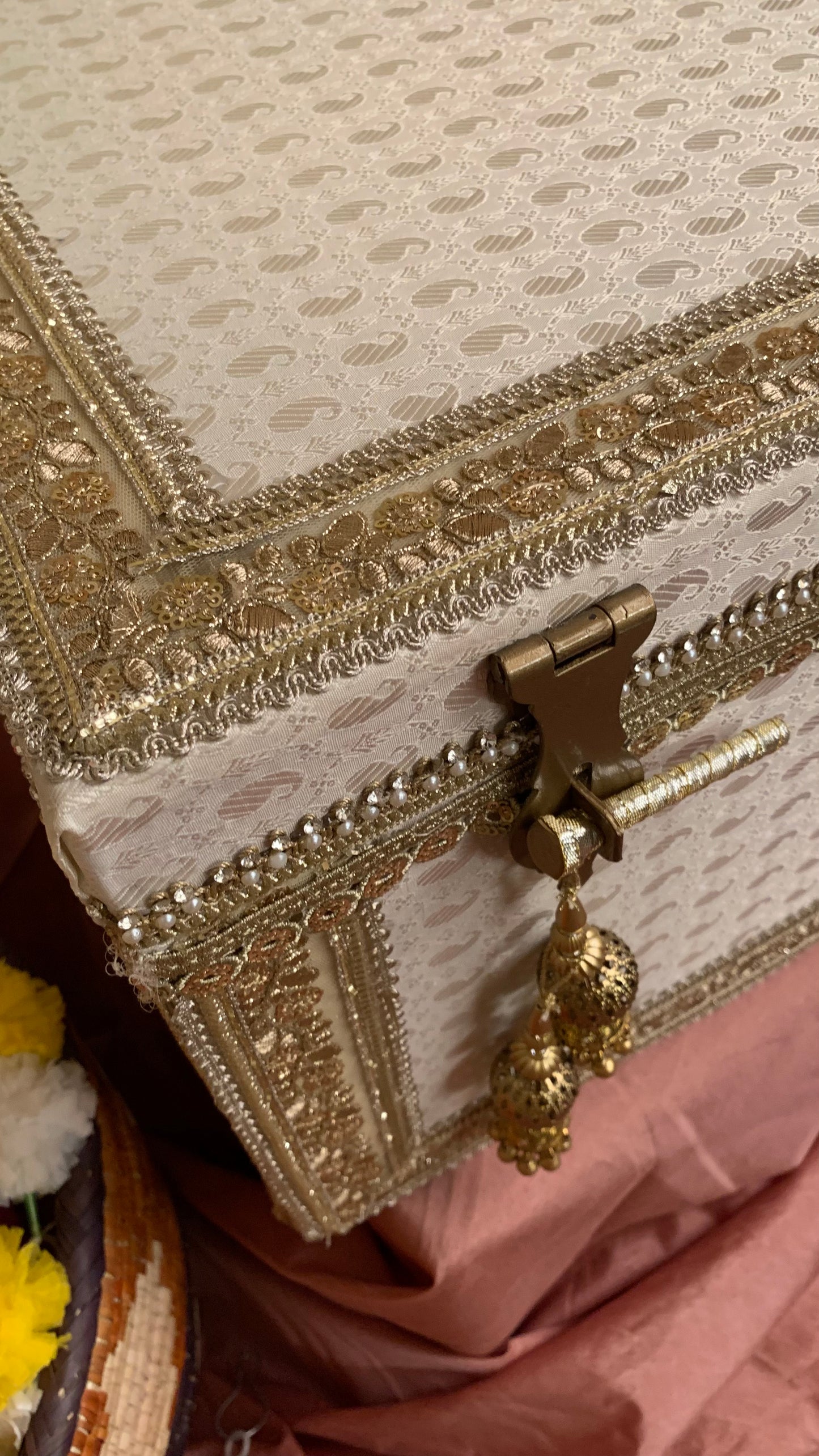 Bridal Trousseau Chest (Off-White)