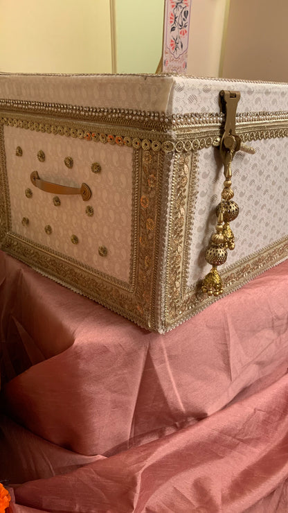 Bridal Trousseau Chest (Off-White)