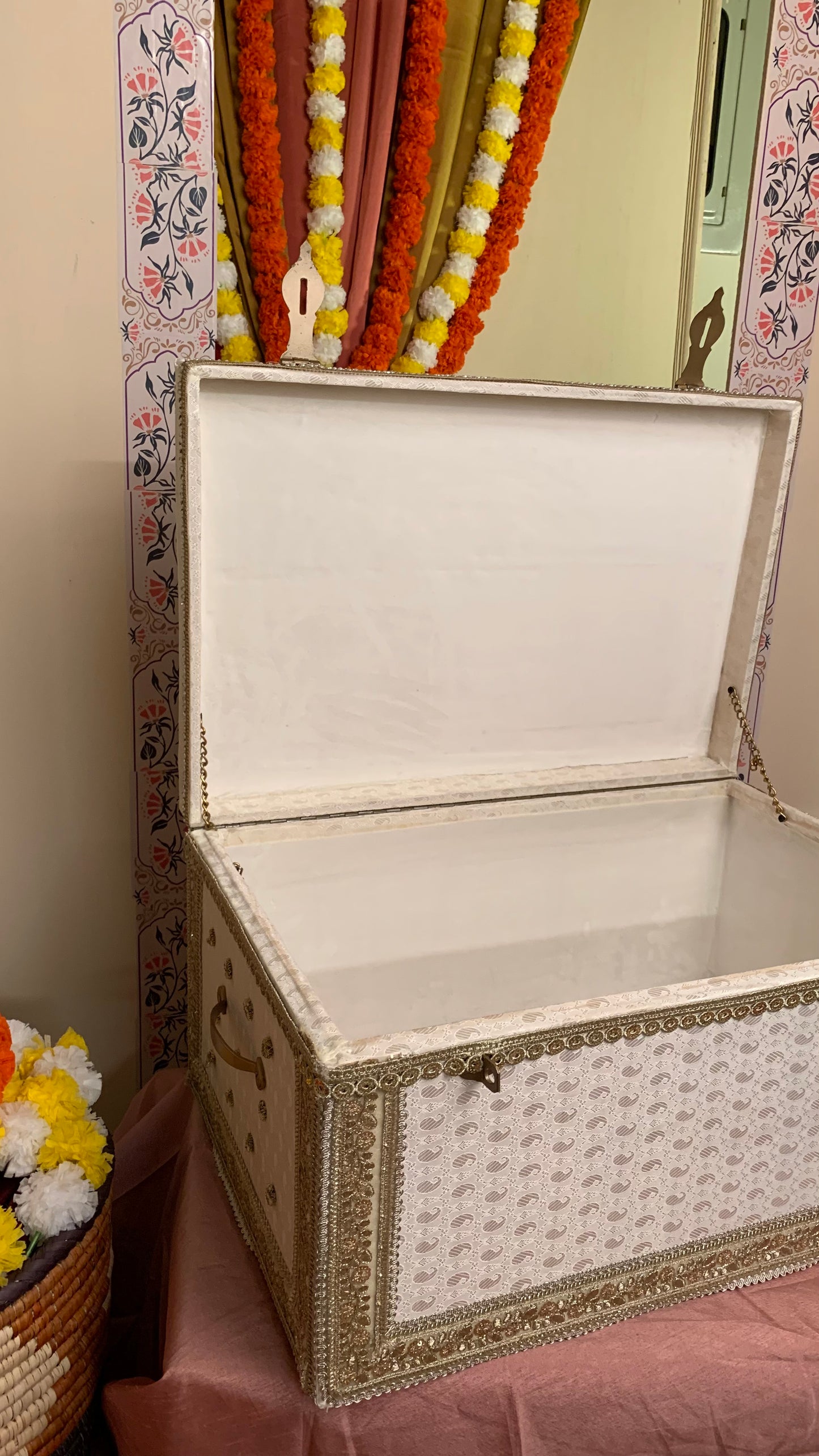 Bridal Trousseau Chest (Off-White)