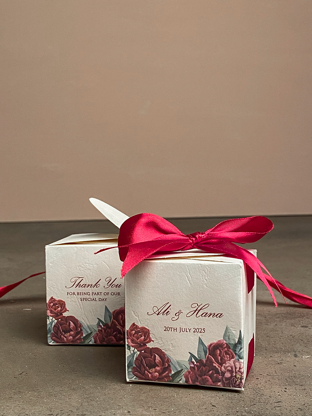 Bid Box - Ribbons and Bows (Red)