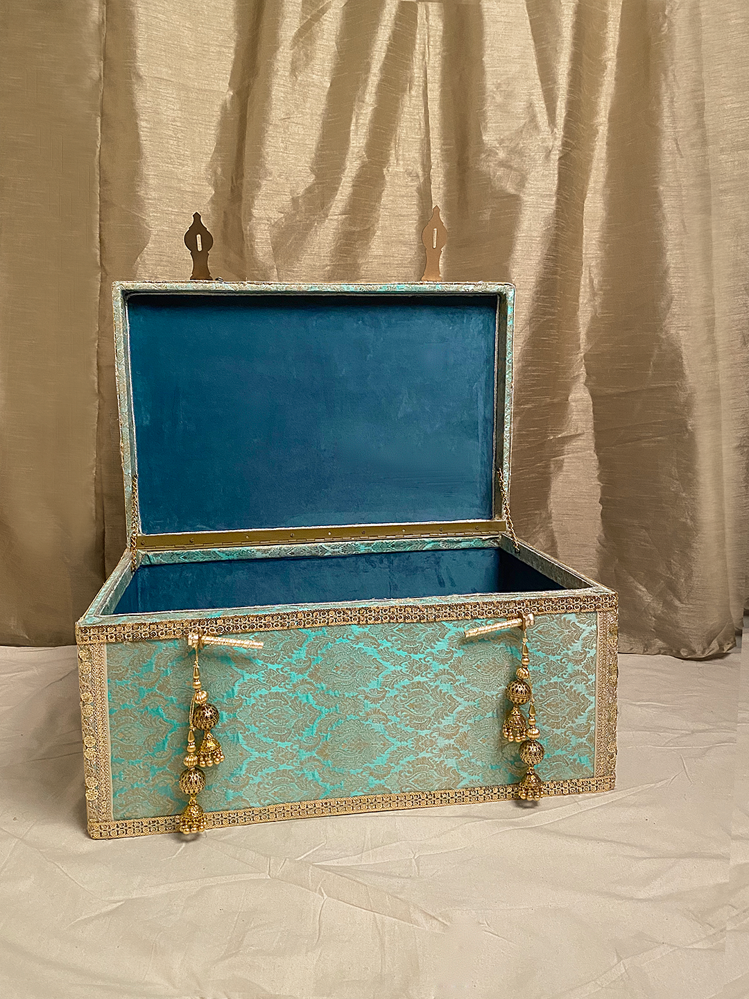 Bridal Trousseau Chest (Turquoise)