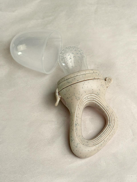 Beige Fruit Feeder