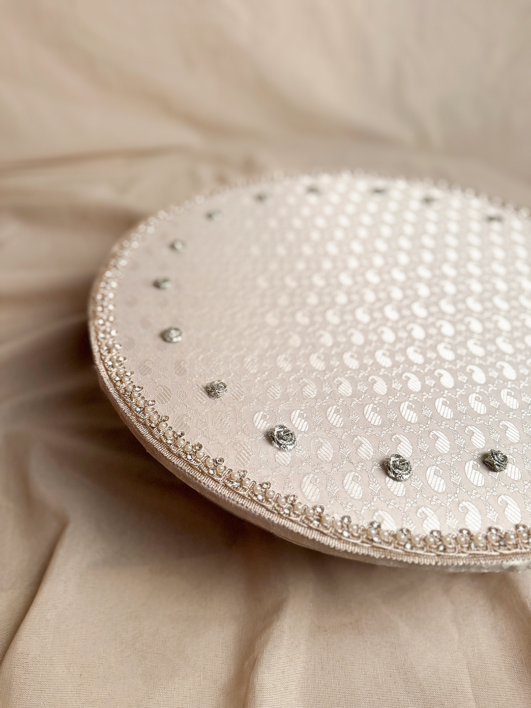 18" Mehndi Thaal (White)